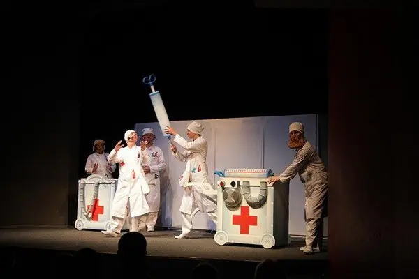 Спектакль Доктор Айболит