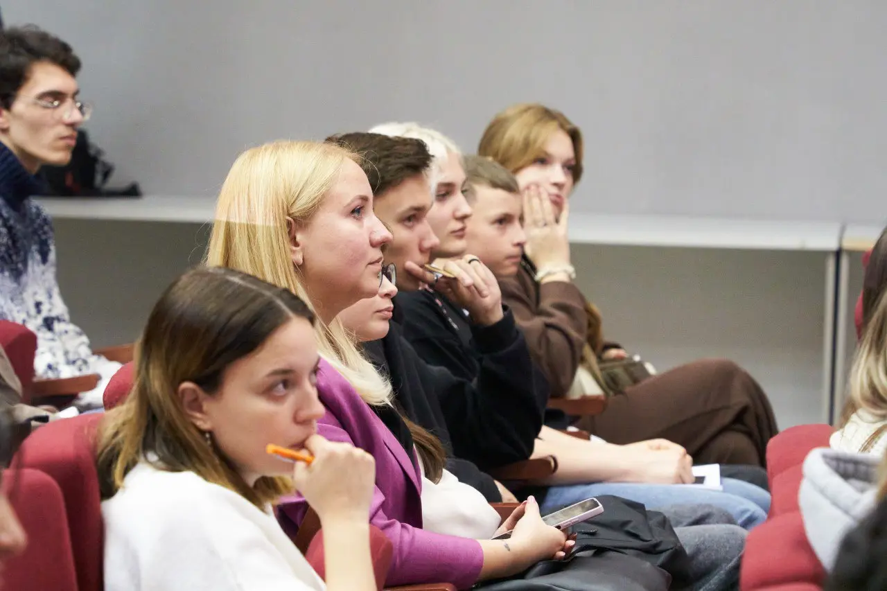 Мастер-класс по КВН: основы юмора школьников и студентов