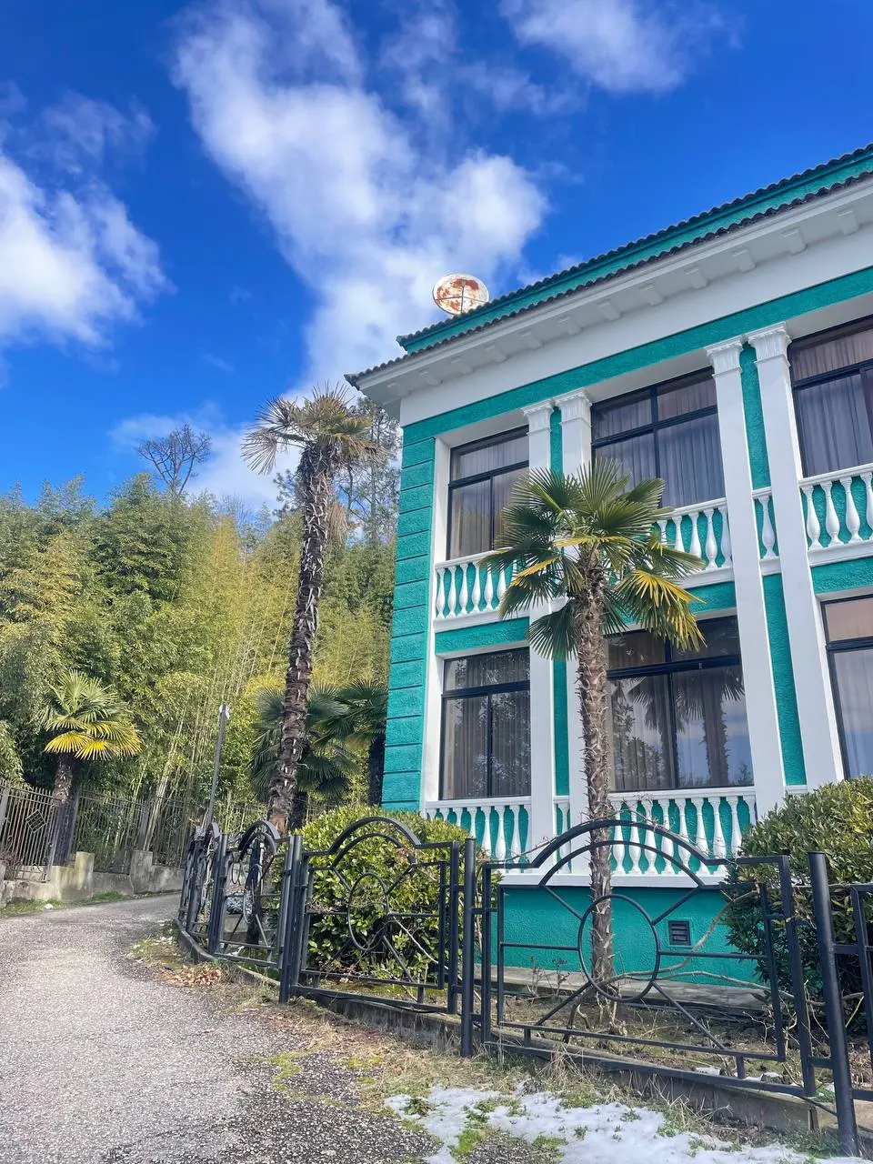 Экскурсия "Три дачи Сталина"