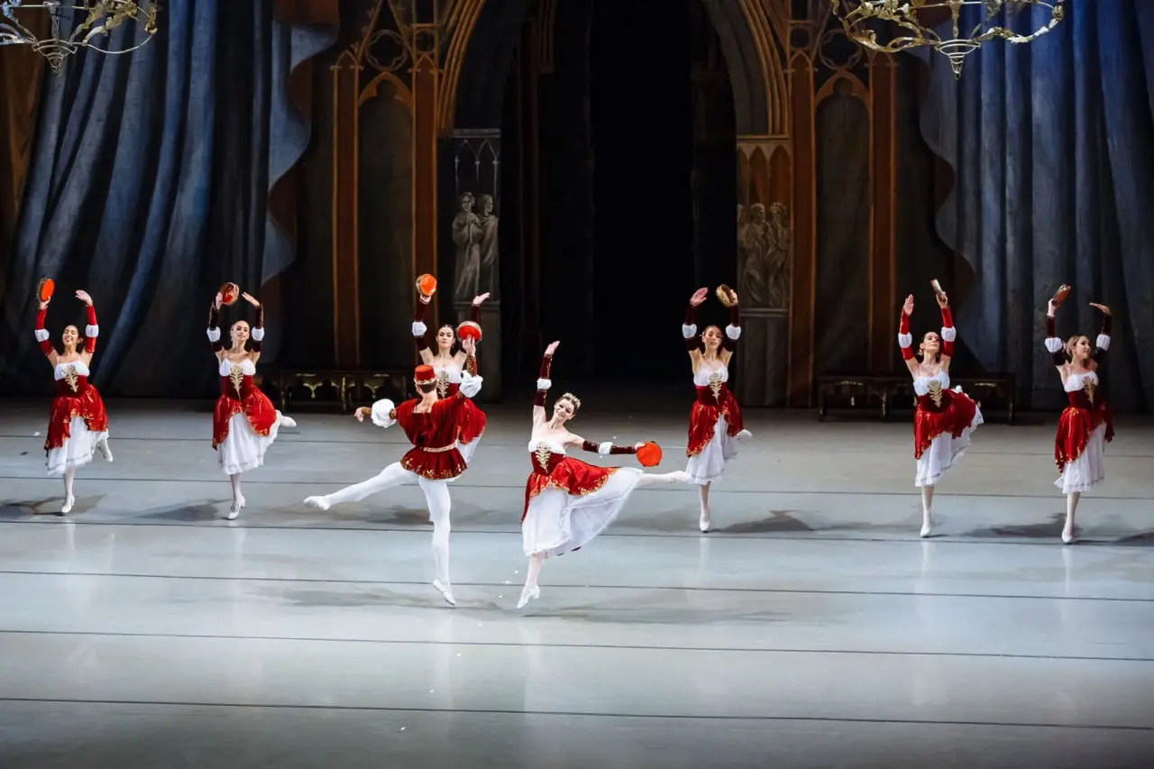 Лебединое озеро