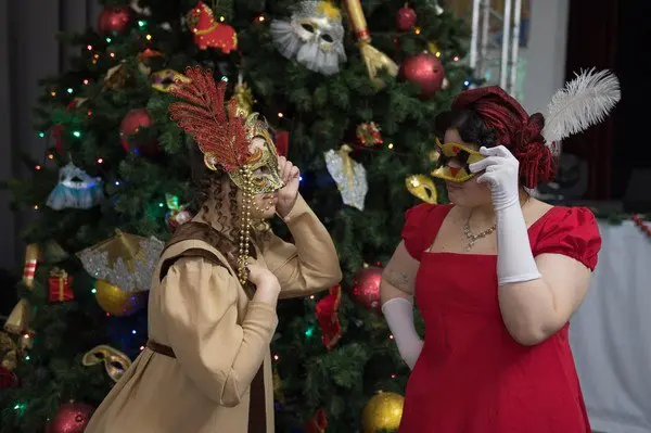 Бал-маскарад "Карнавальная ночь"