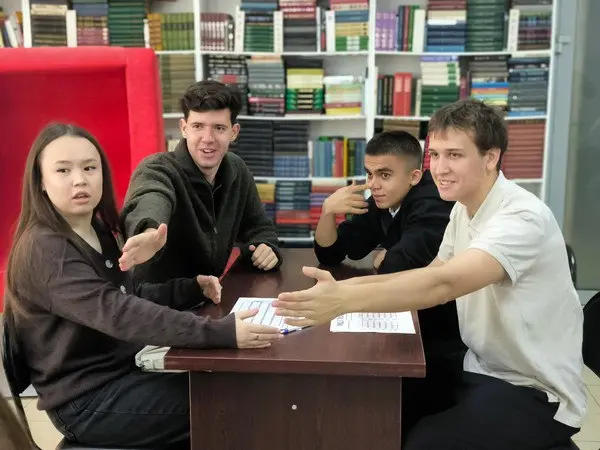 Футуристический квест "Загадки будетлянина" к 140-летию со дня рождения В.