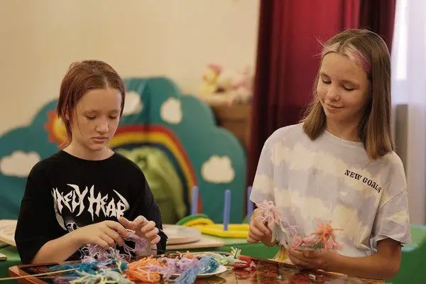 Экскурсия "Аппликация по мотивам сказки"