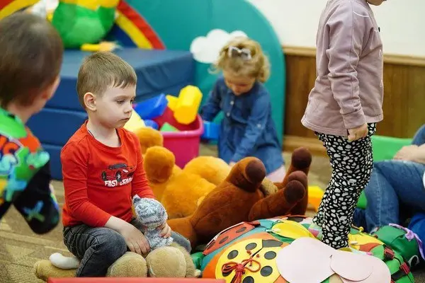 Мастер-класс "Замок и дворцовые декорации для принцессы"