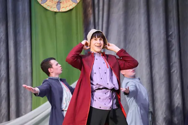 Радостью раскрасим этот мир