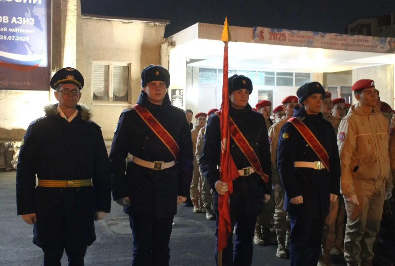 Парад Памяти у Дворца творчества детей и молодежи