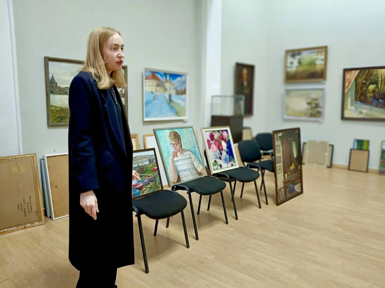 Выставка молодых художников