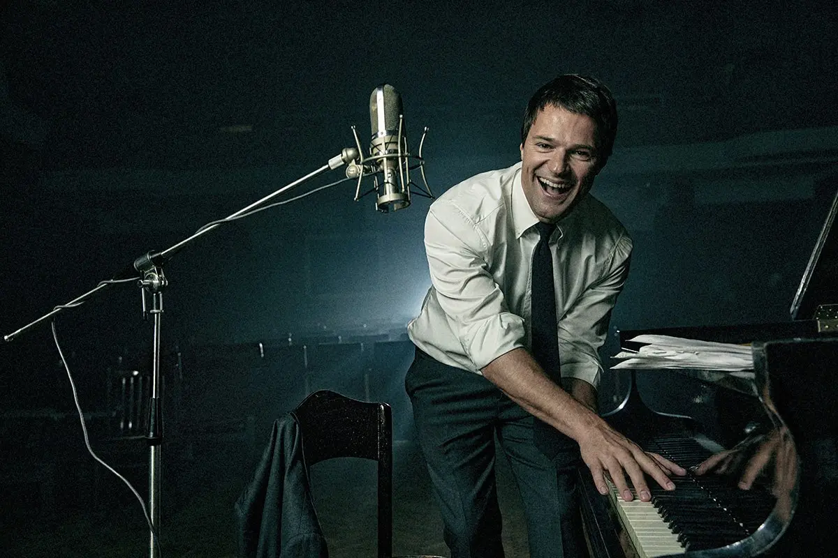 ТЕАТР им. ПУШКИНА. FRANK — авторский музыкальный спектакль