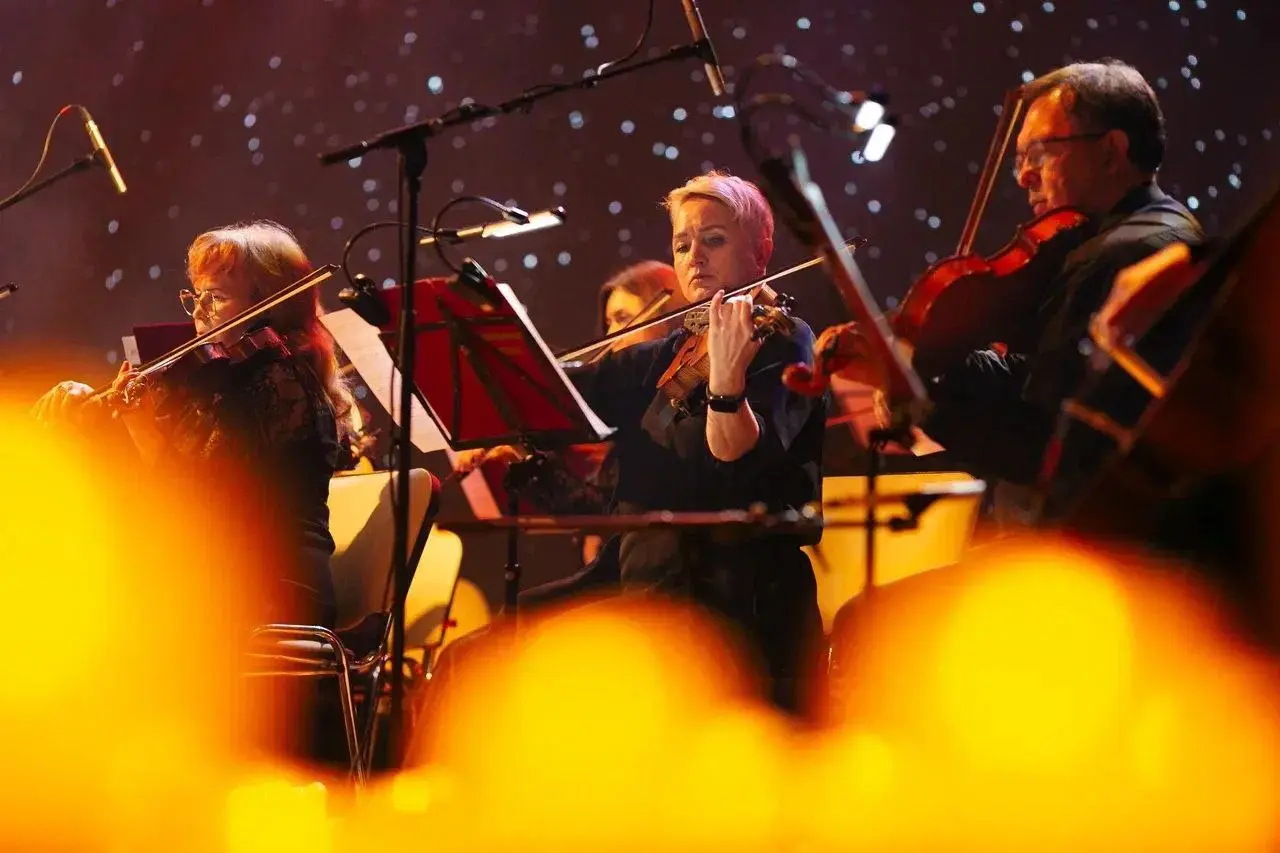 Концерт симфонического оркестра при свечах