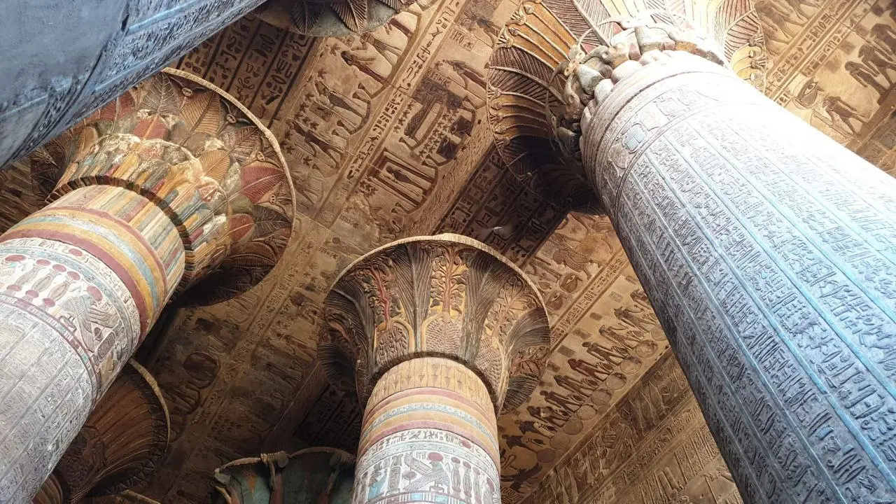 Не stan﻿dартныйLuxor + Esna