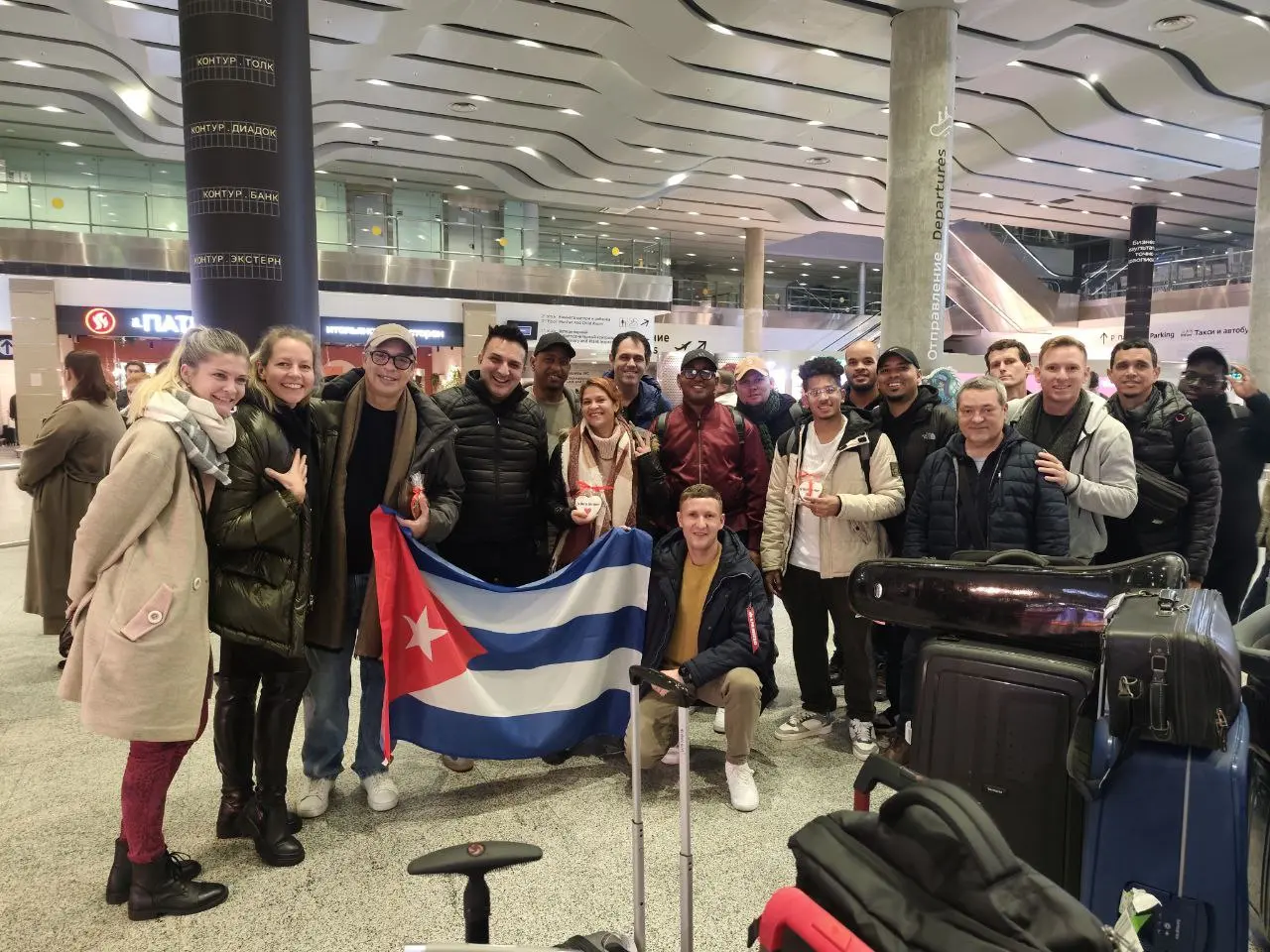 Иссак Дельгадо в Питере