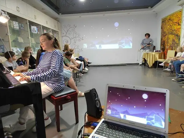 Книжно–музыкальный коктейль "Добрая сказка, добрая песня"