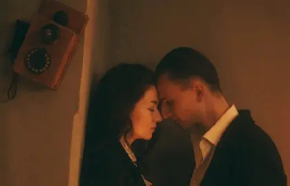 Жена Хармса