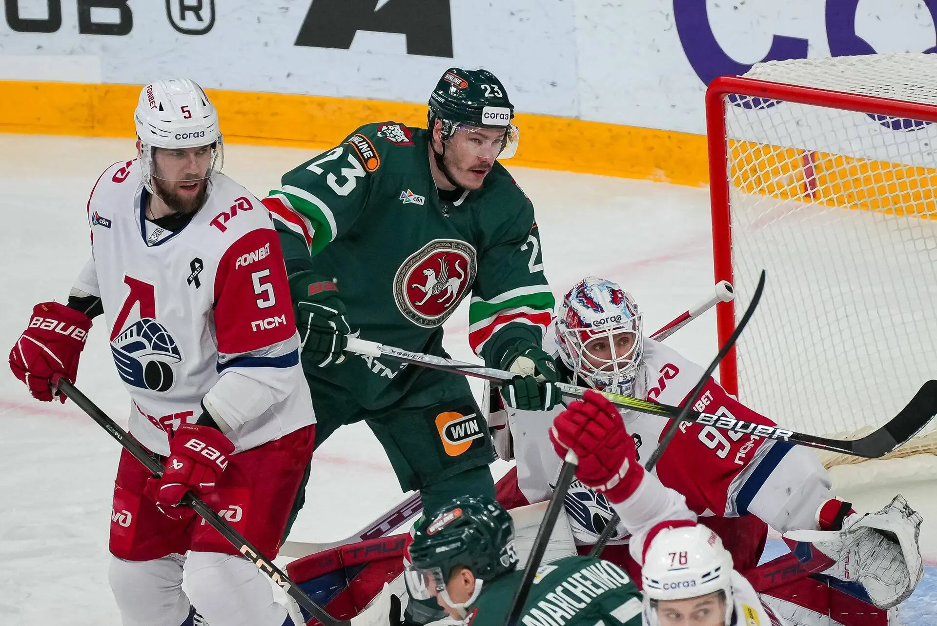 Локомотив, Ак Барс матч регулярного чемпионата КХЛ