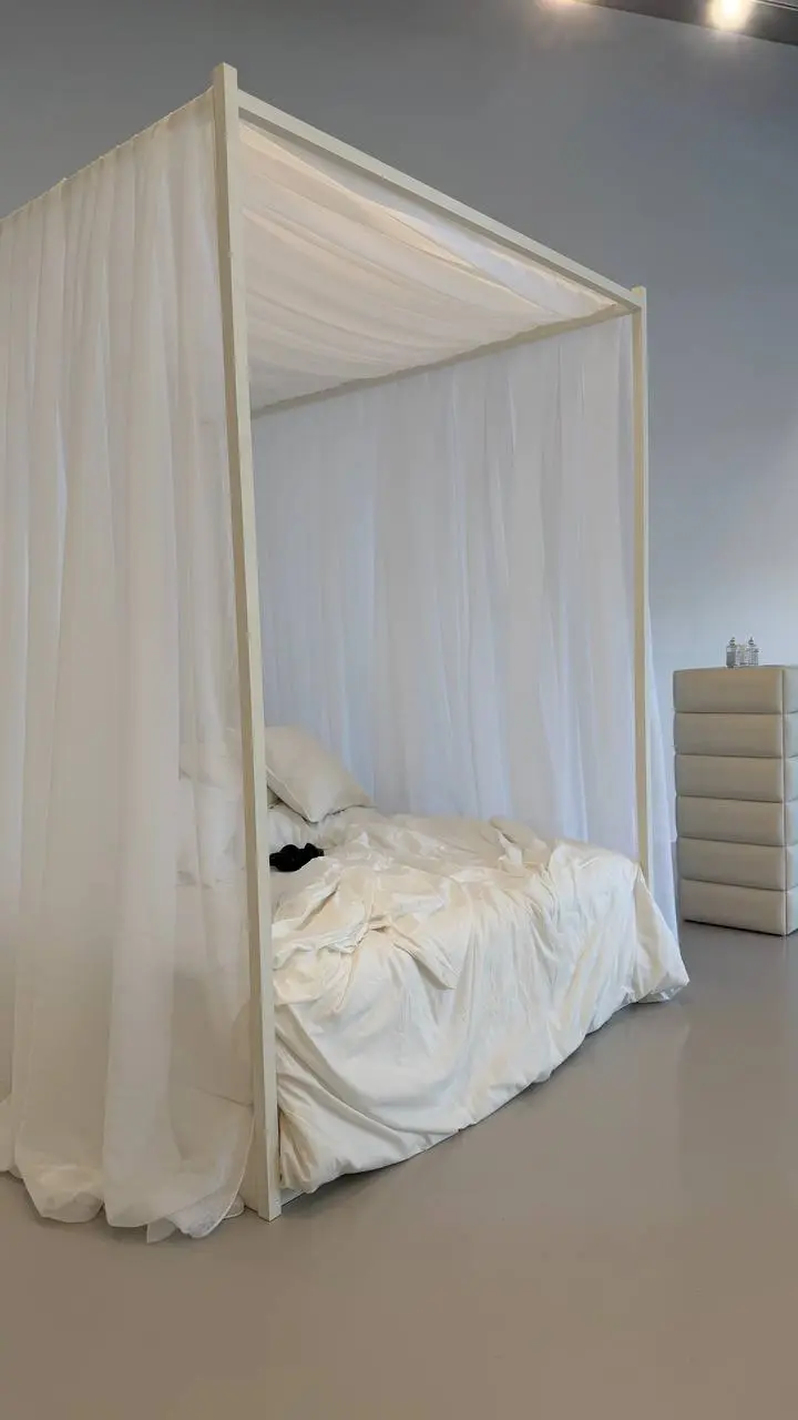 Pop up Maison Margiela REPLICE в галерее Foundry