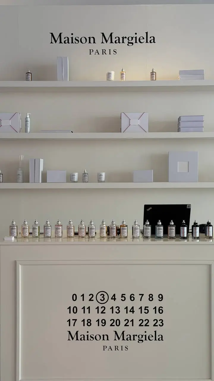 Pop up Maison Margiela REPLICE в галерее Foundry