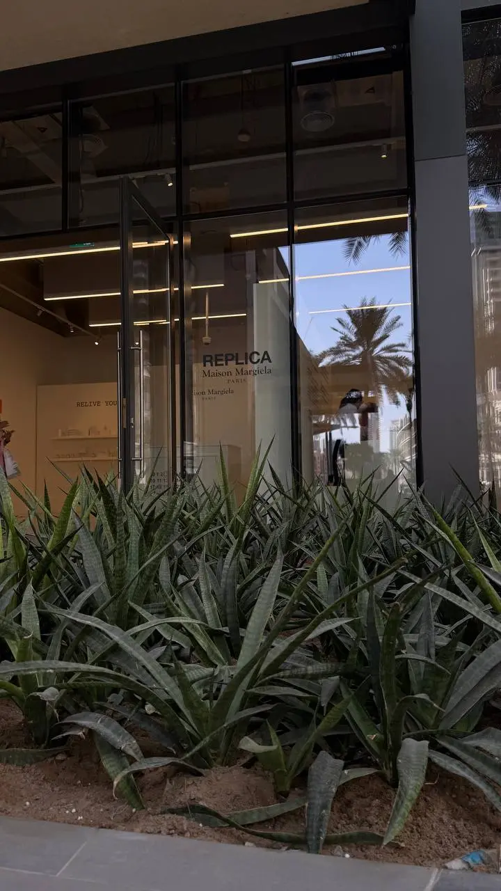 Pop up Maison Margiela REPLICE в галерее Foundry