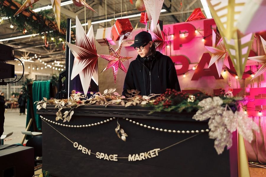 Open Space Market 12+