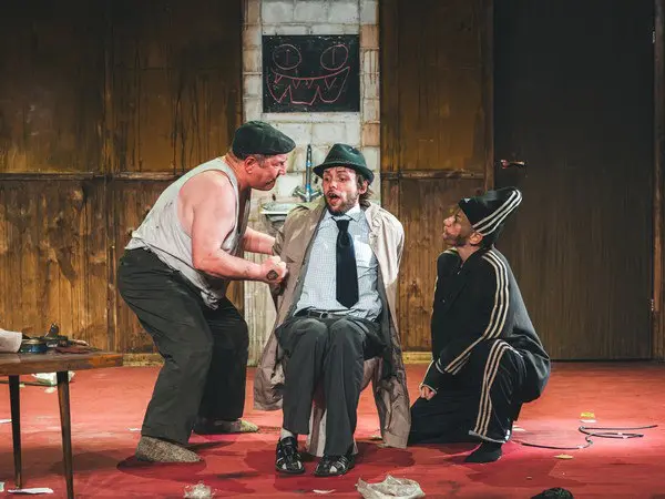 Тайга: Гостиница