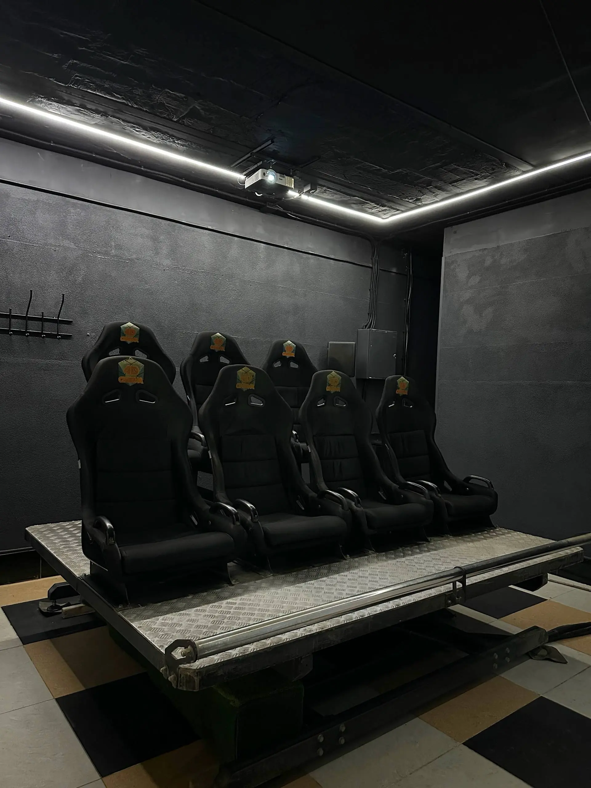 Ремонт и открытие 5D кинотеатра