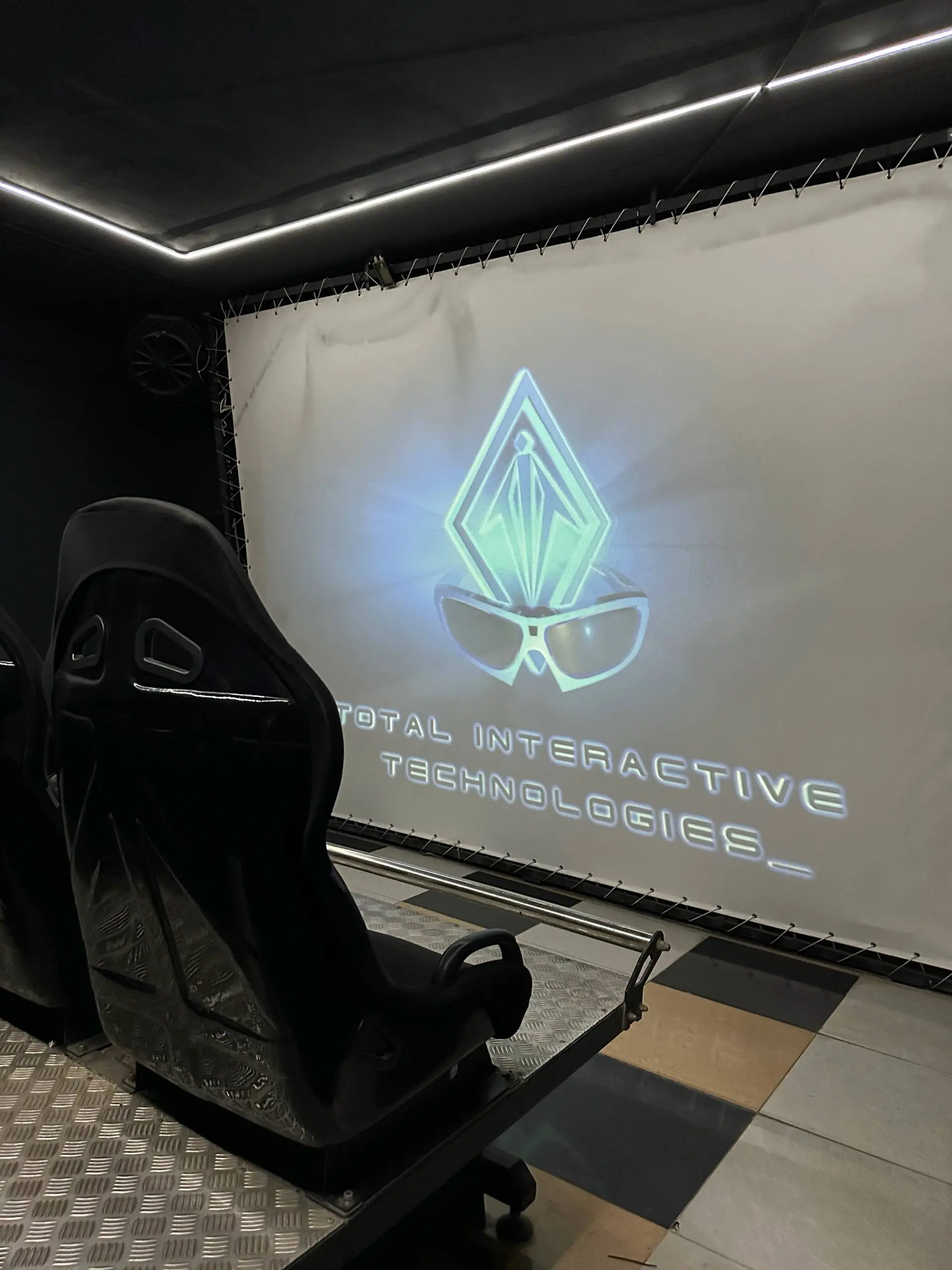 Ремонт и открытие 5D кинотеатра