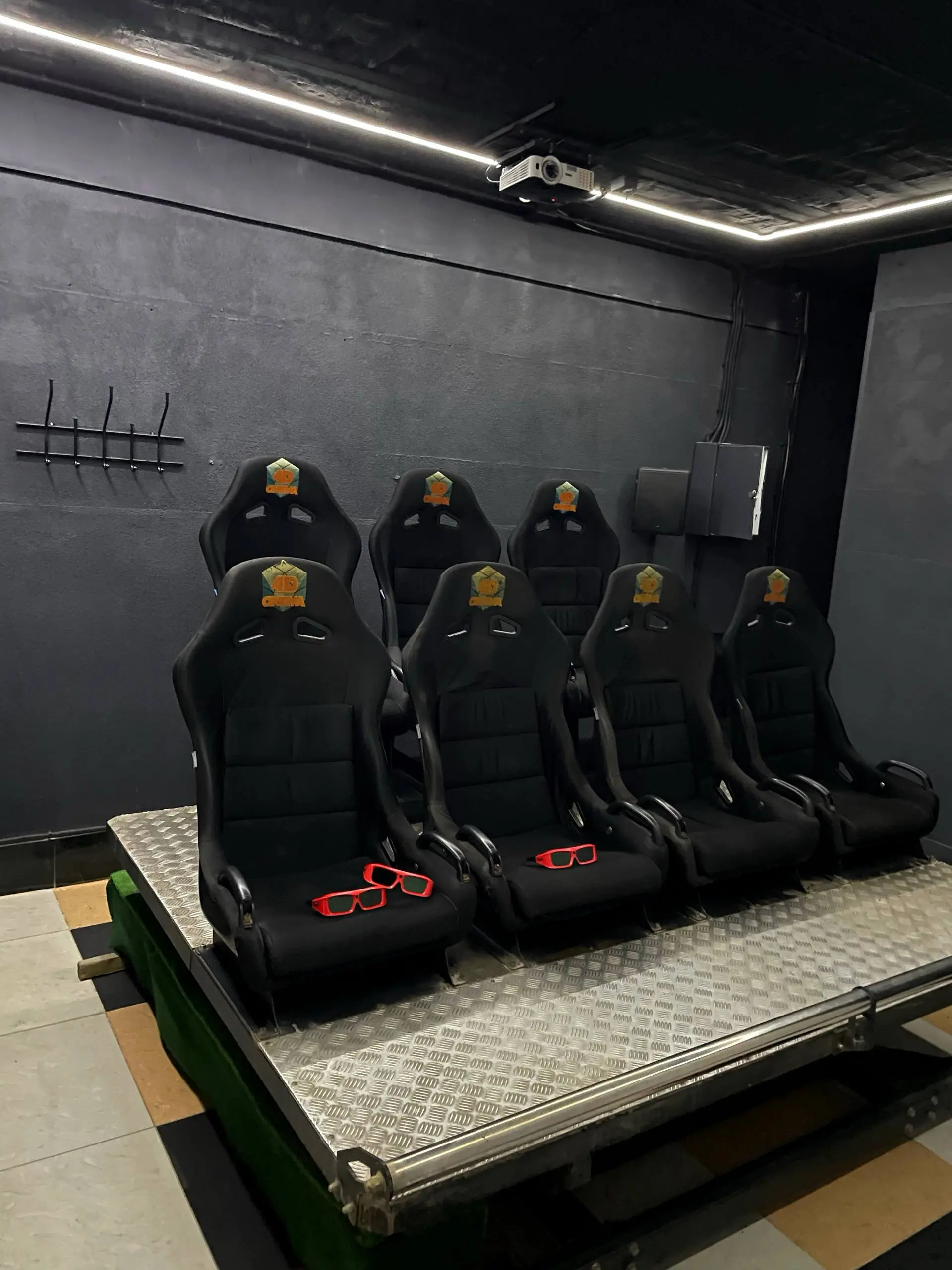 Ремонт и открытие 5D кинотеатра