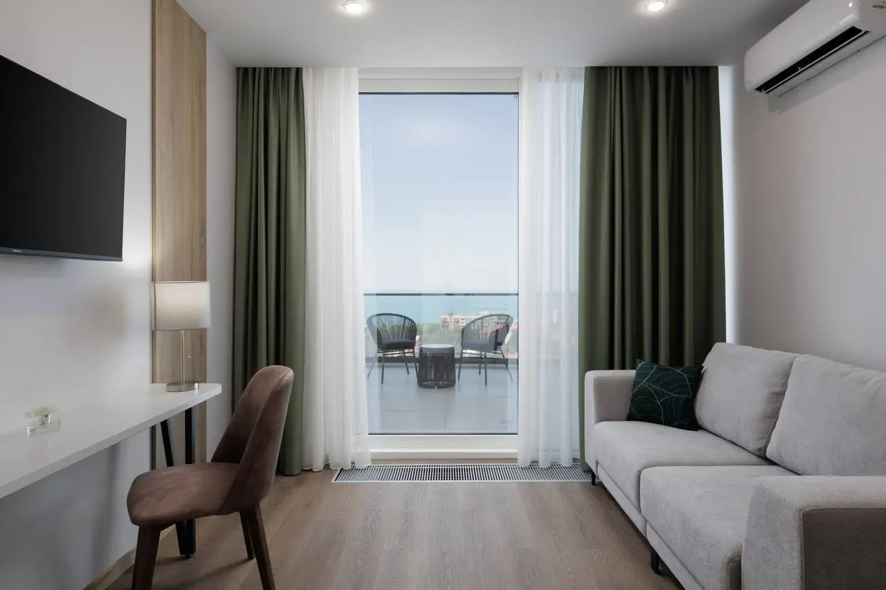 Первое историческое событие гостей Azimut Plus Residence Hotel Sochi