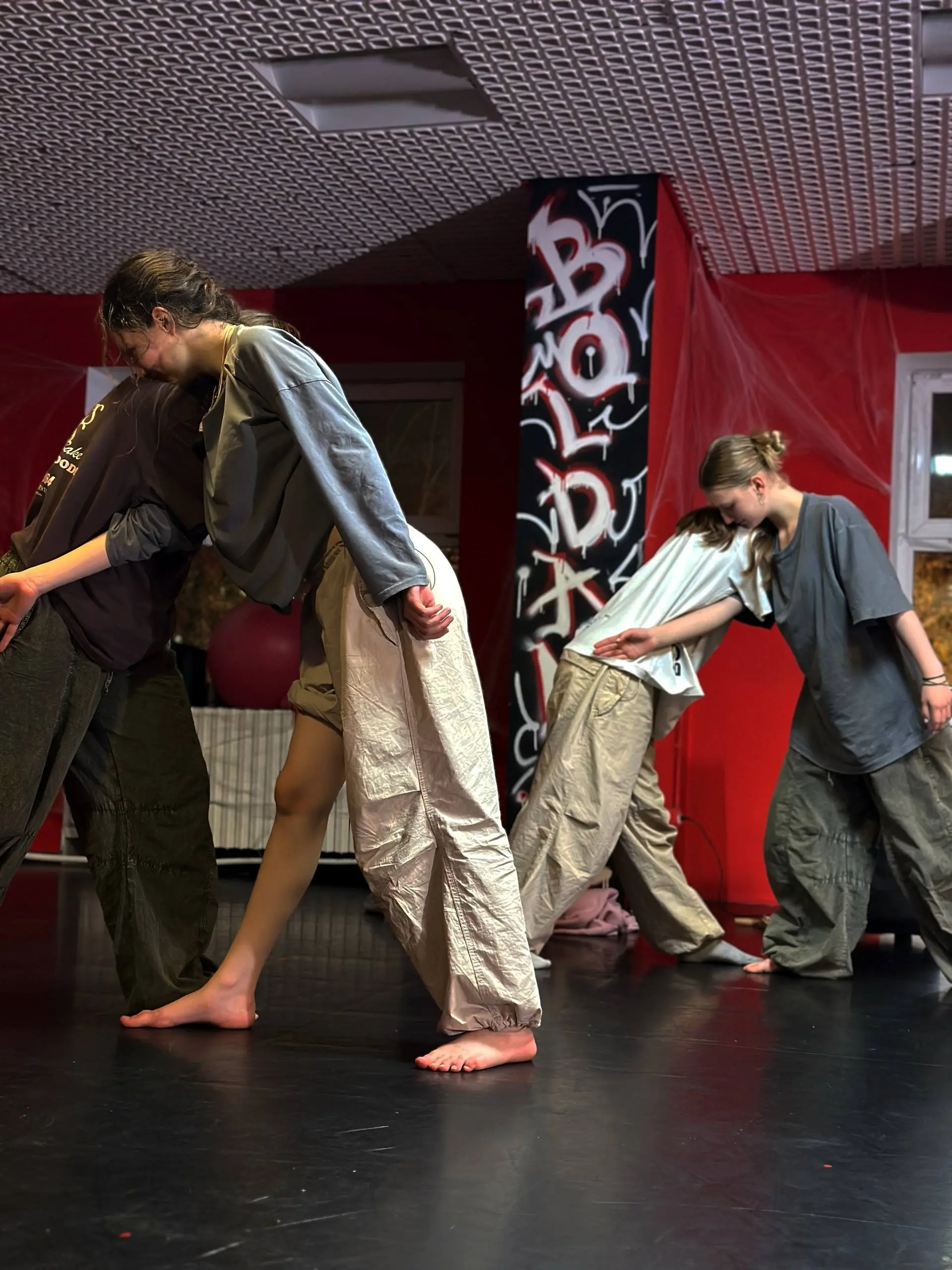 CONTEMPORARY by Anya Boldyreva