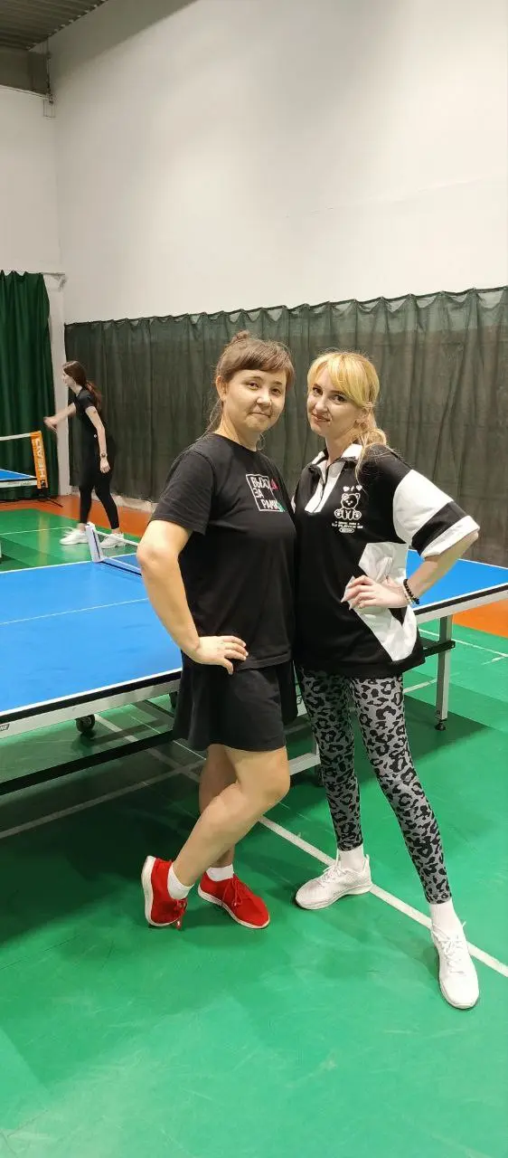 Играем в настольный теннис