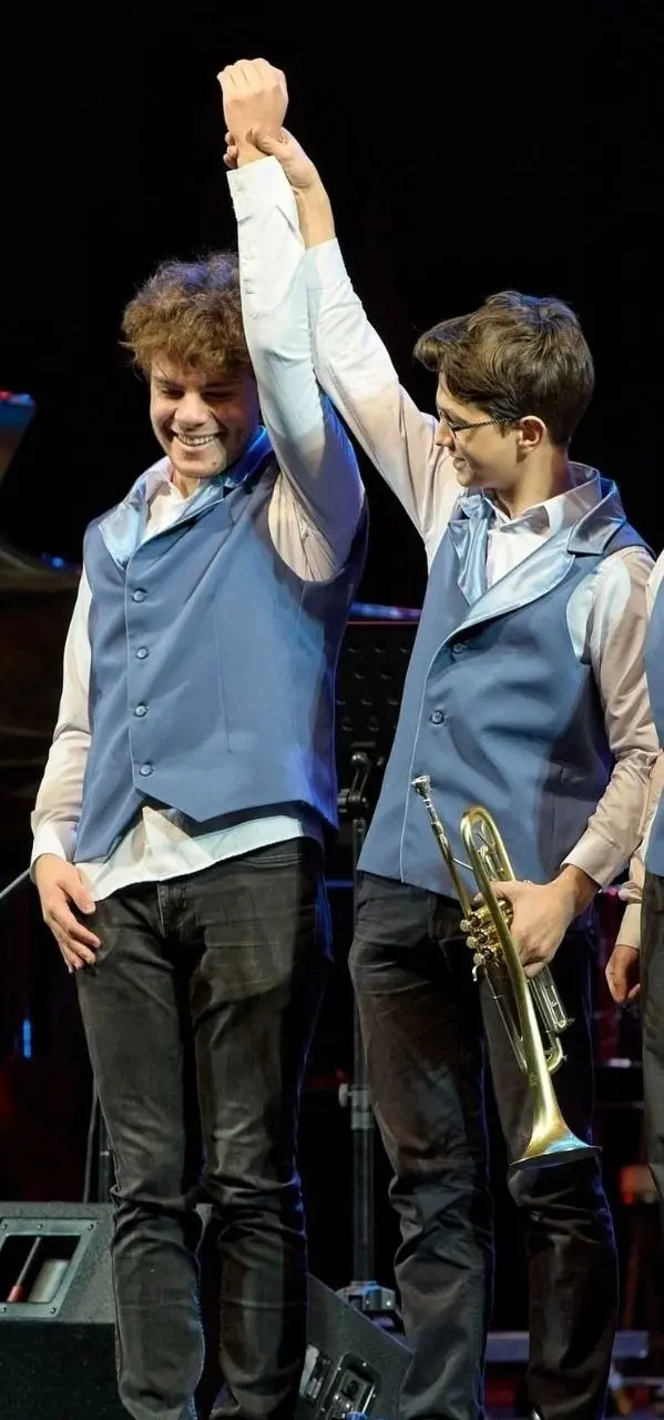 ДЖАЗ-КЛУБ Тима Дорофеева