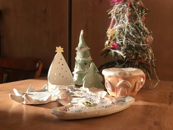 Новогодняя керамика — музейное занятие по лепке