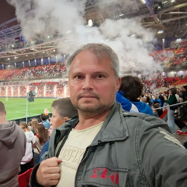 Выходные в стиле 90х