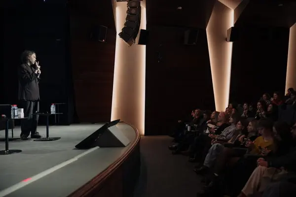 Проектируем моду заново: профессиональные …