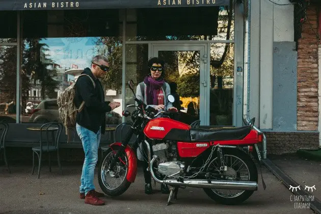 Индивидуальная экскурсия по городу с закрытыми глазами