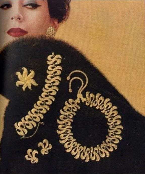 Винтажные украшения. С чего начать собирать свою коллекцию?