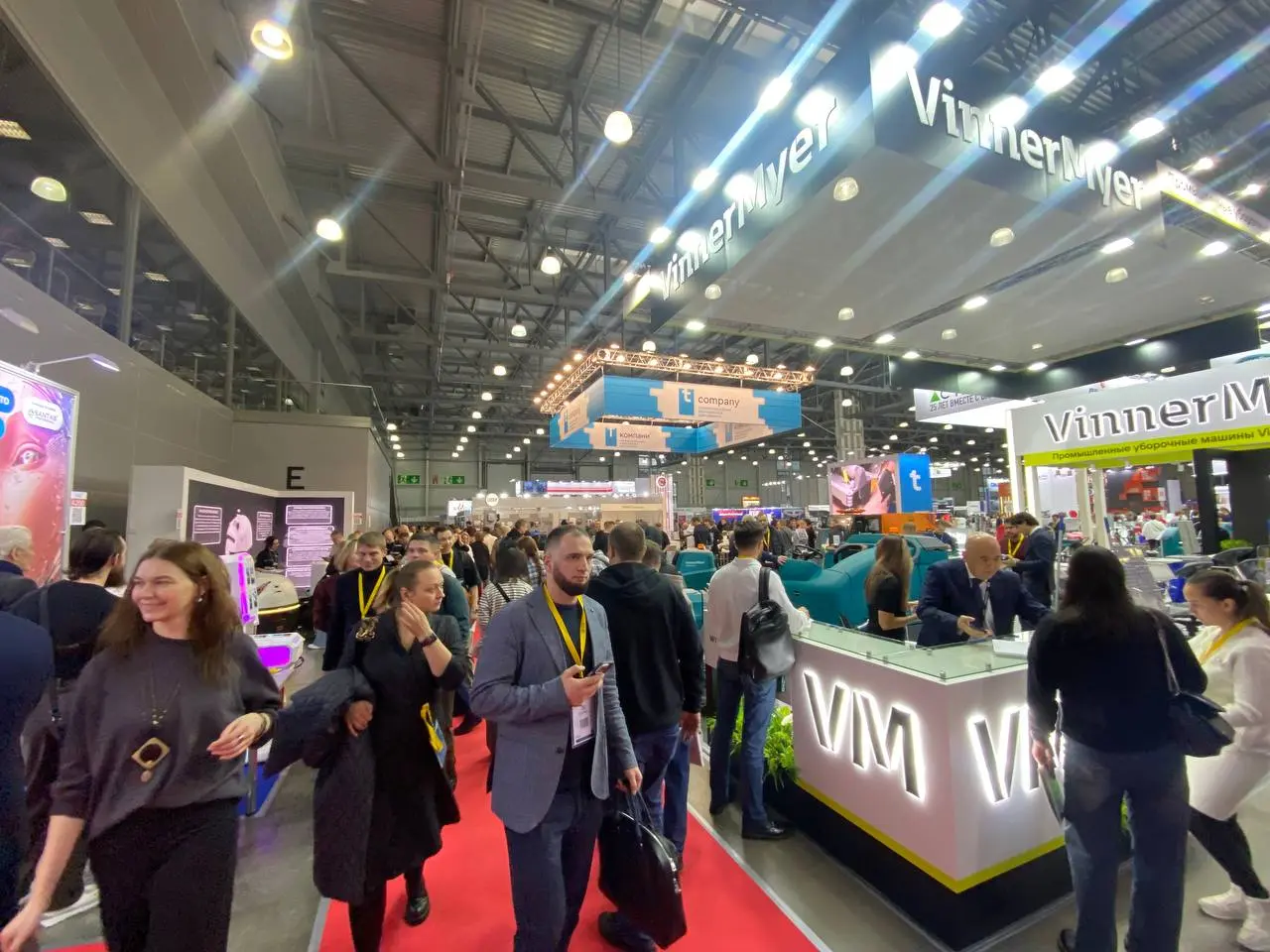 первого дня выставки CleanExpo Moscow