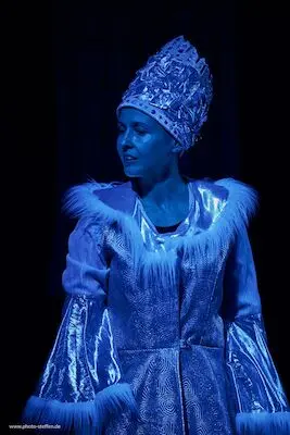 СПЕКТАКЛЬ "СНЕЖНАЯ КОРОЛЕВА"