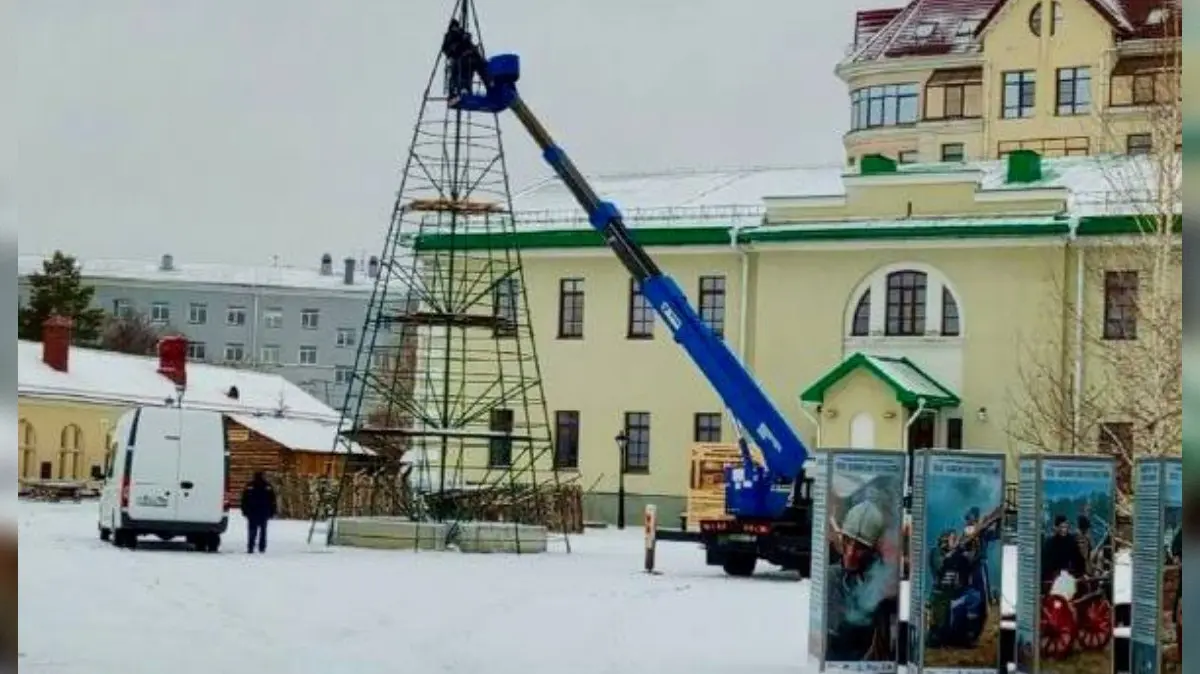 Новогодняя ёлка на территории Омской крепости