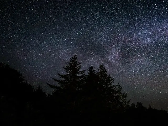 пик метеорного потока Леониды