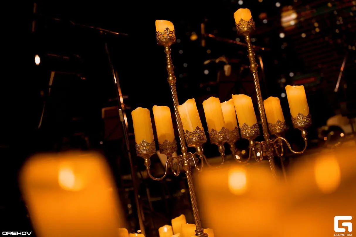 Людовико Эйнауди при свечах в исполнении большого оркестра