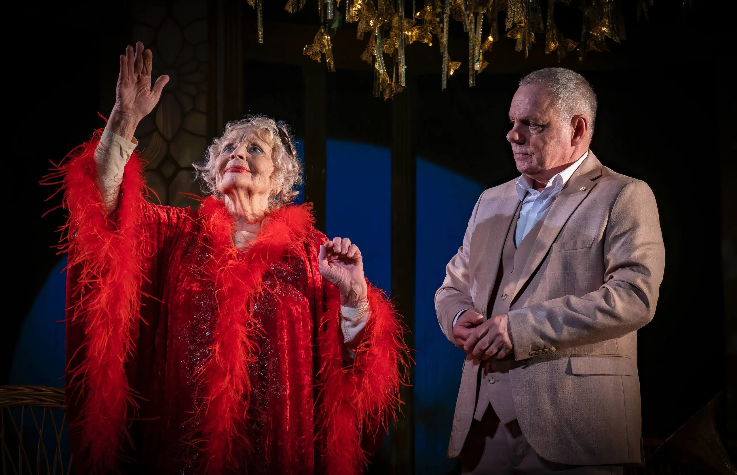 Из монастыря в театр