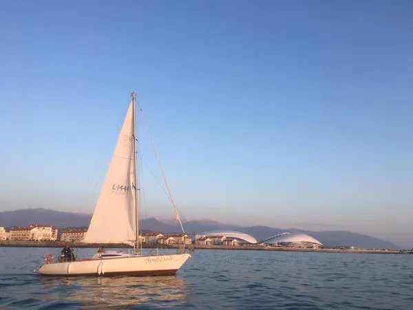 Непрозрачная текстовая запись без названия мероприятия