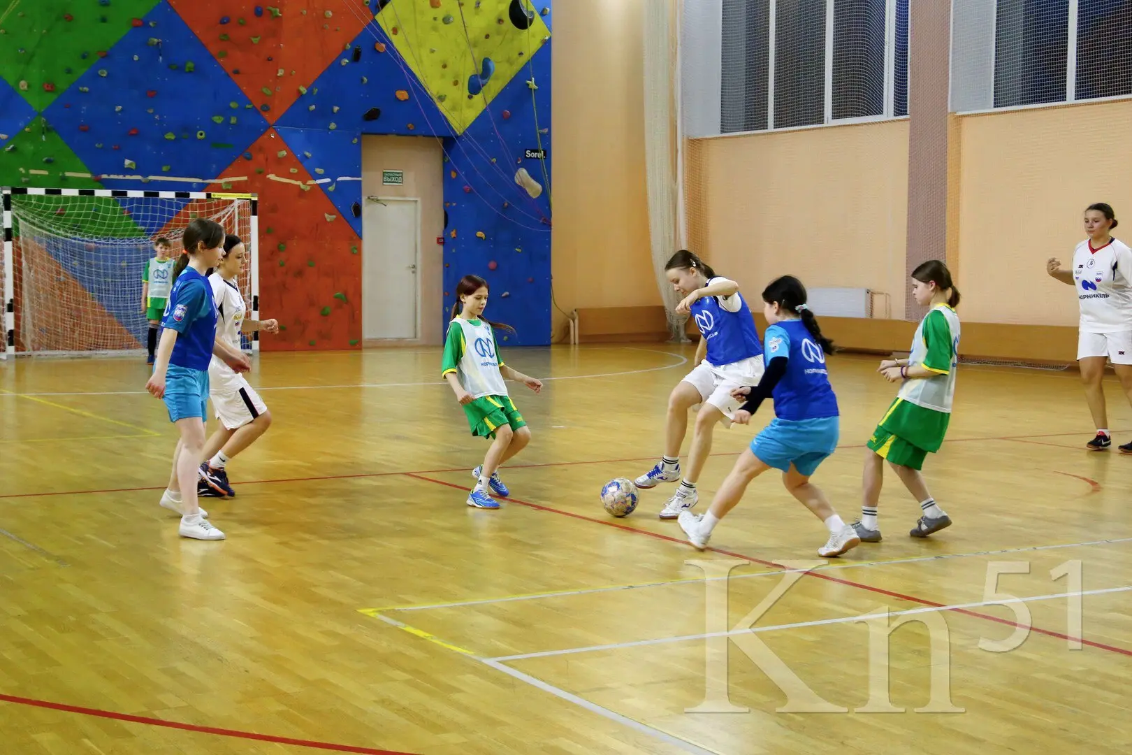 ⚽️Школьников Печенгского округа собрал футбольный тренировочный лагерь