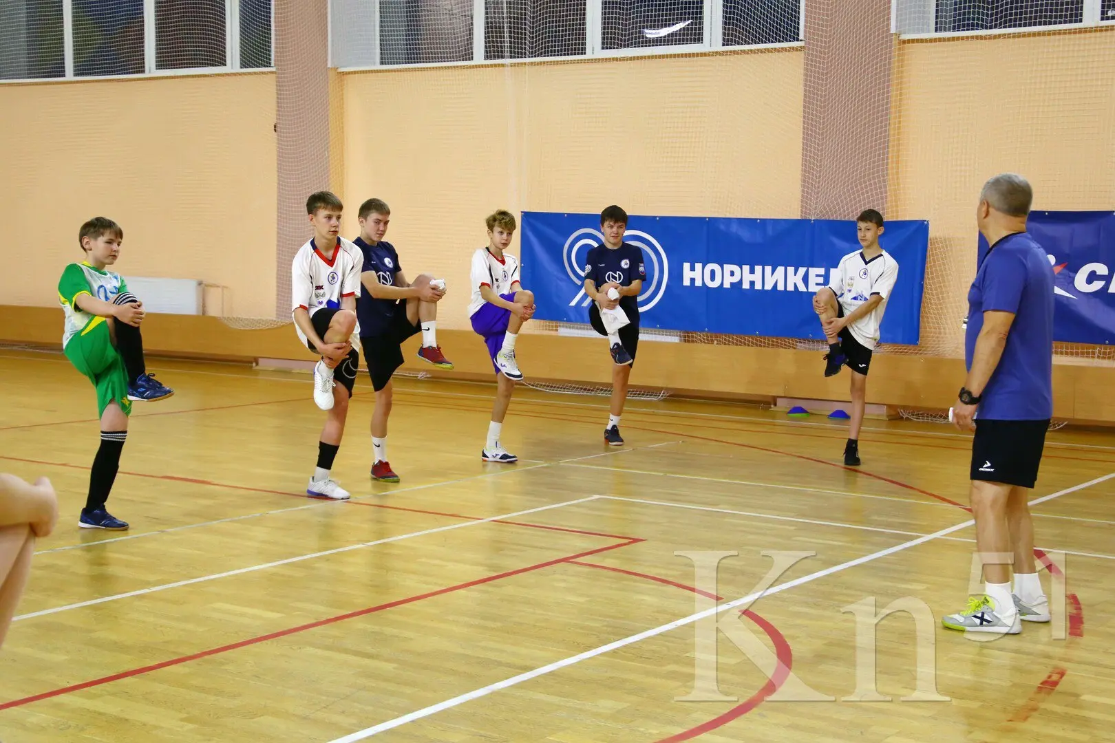 ⚽️Школьников Печенгского округа собрал футбольный тренировочный лагерь