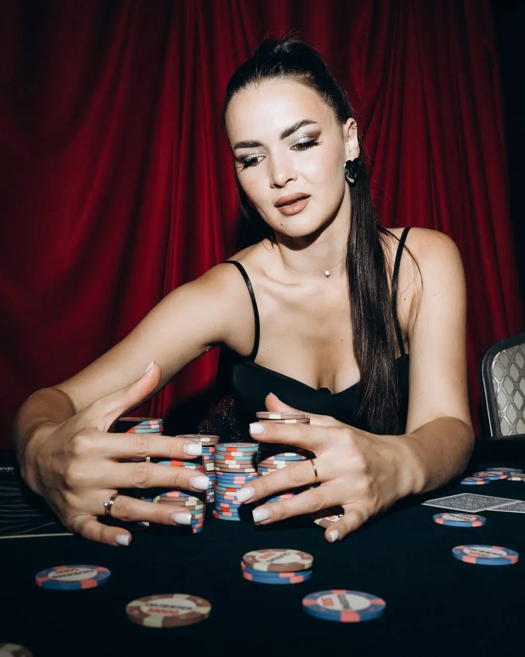 Покер офлайн в Нижнем Новгороде