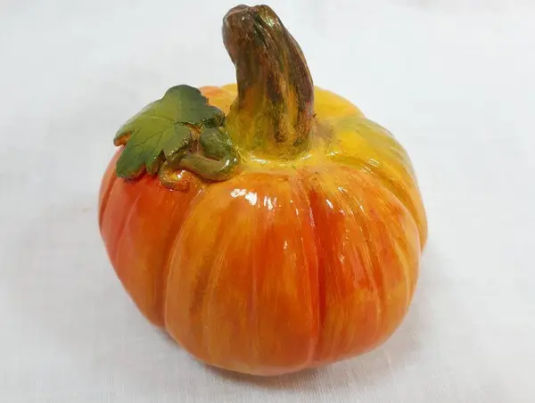 Мастер-класс по лепке из глины "Тыква"