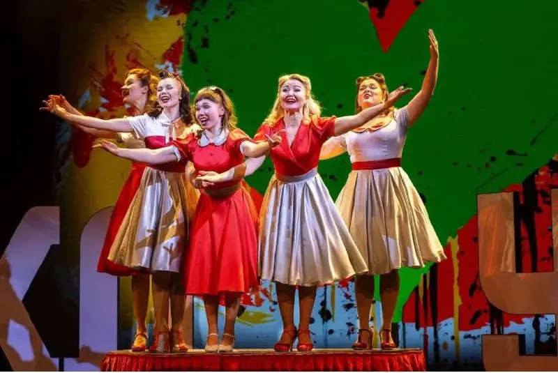 Рок-н-ролл мюзикл «Девчата»