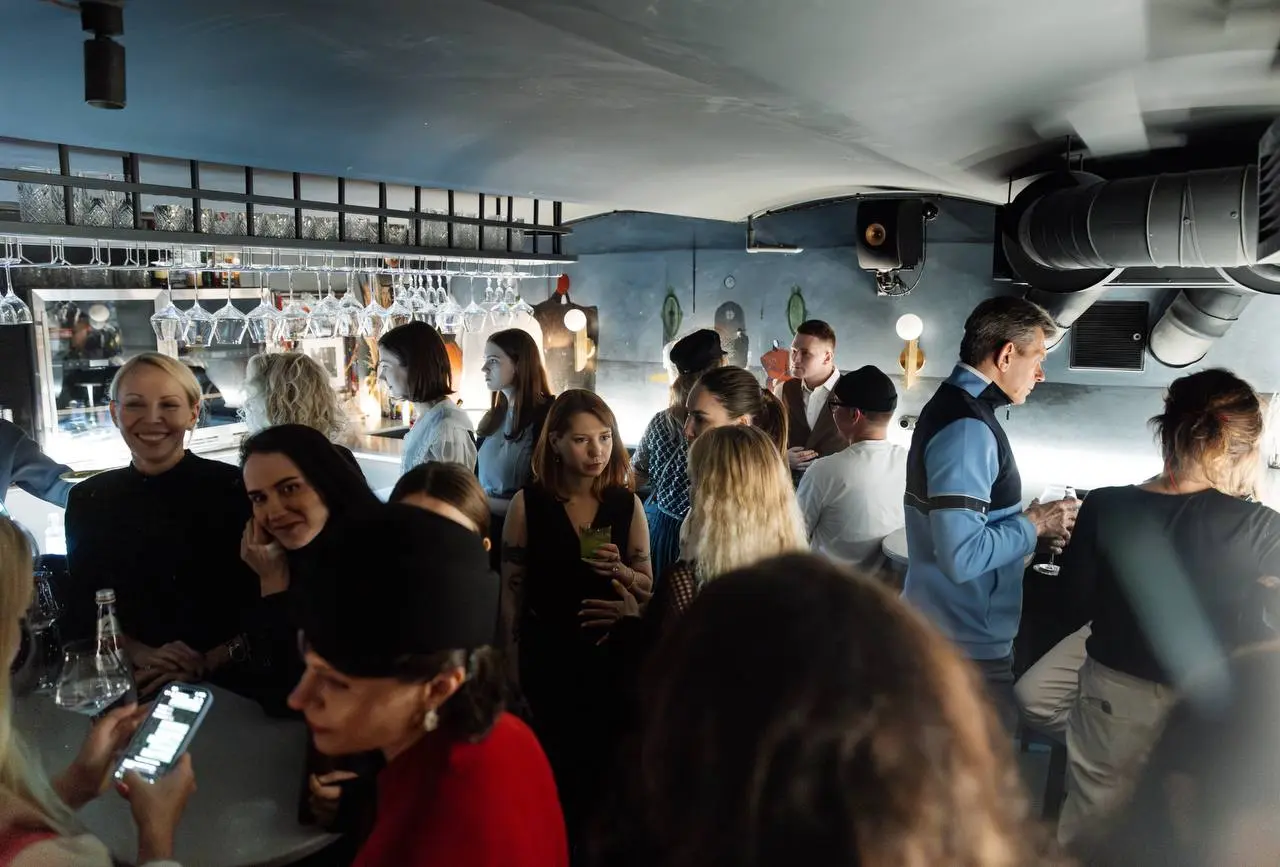 Кабаре ШУМ: Поэзия за углом