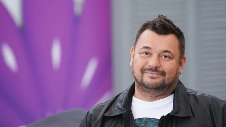 Открытие бар-караоке Сергея Жукова