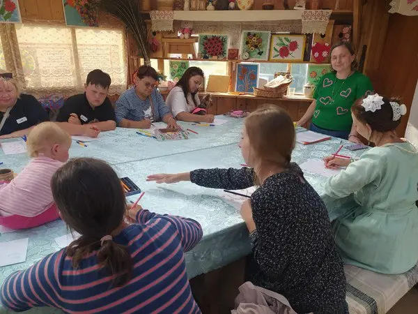 Семейная сказкотерапия "поЧитаем, поСмотрим, поИграем"